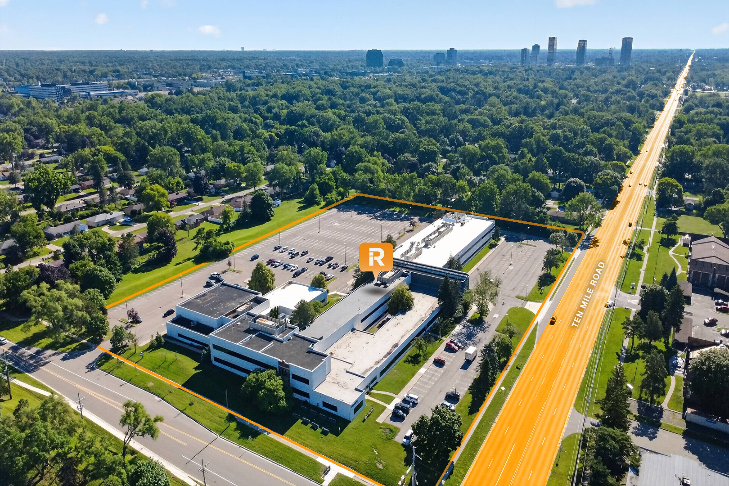 23800 W 10 Mile Rd, Southfield, MI 48033