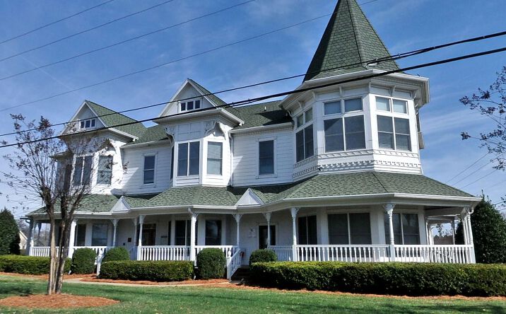 Pictures of Office property located at 21000 Torrence Chapel Rd, Cornelius, NC 28031 for sales - image #1
