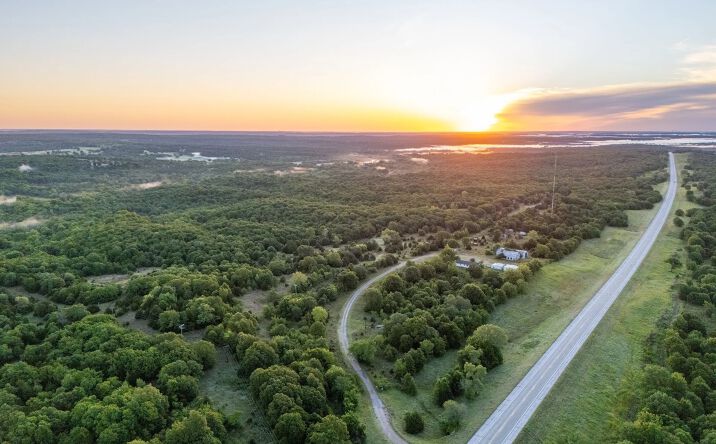 Pictures of Land property located at 50405 W 31st Street S, Oilton, OK 74030 for sales - image #1