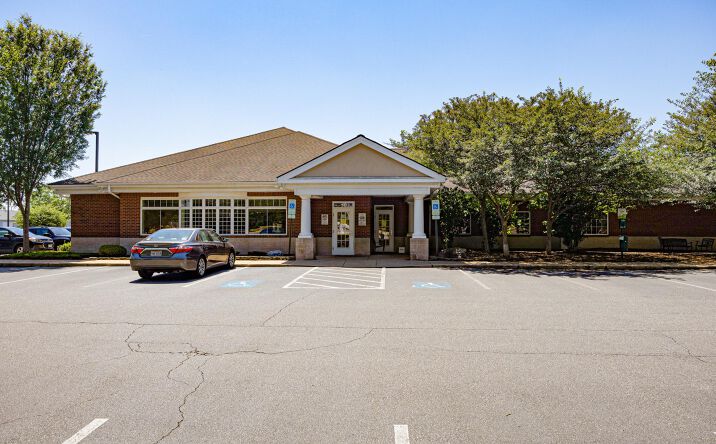 Pictures of Retail, Office property located at 10 Walsh Lane, Fredericksburg, VA 22405 for sales - image #1