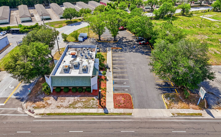 Pictures of Retail property located at 2010 North Main Street, Gainesville, FL 32609 for sales - image #1
