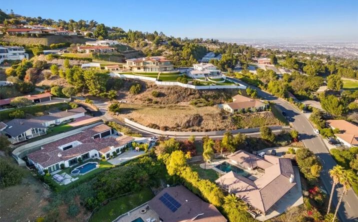 Pictures of Land property located at 2958 Crownview Dr, Rancho Palos Verdes, CA 90275 for sales - image #1