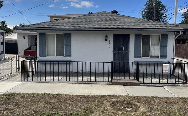 Pictures of Multifamily property located at 3577-85 Landis St., San Diego, CA 92104 for sales - image #1