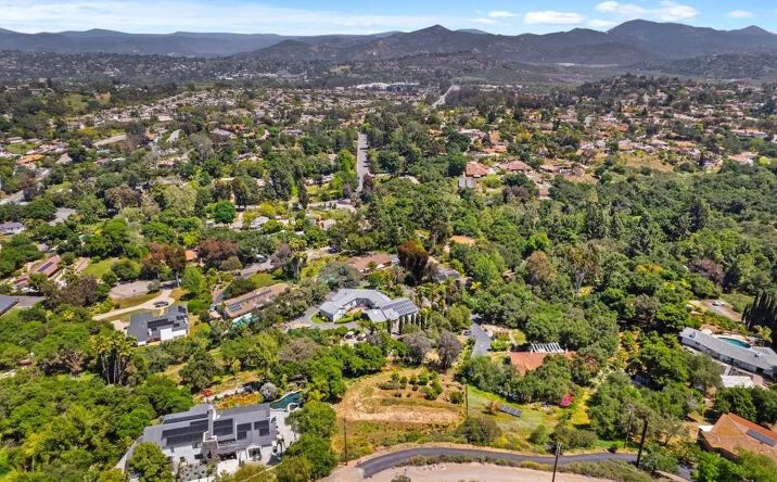 Pictures of Land property located at Quiet Hills Farm Road, Escondido, CA 92029 for sales - image #1