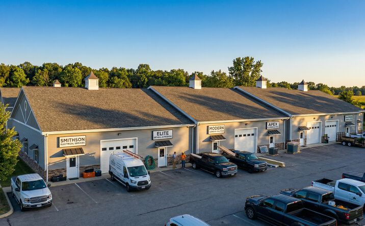 Pictures of Retail, Industrial property located at 680 4 Rod Rd (Unit 49), Berlin, CT 06037 for sales - image #1