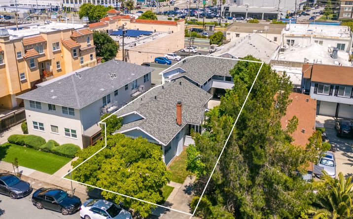 Pictures of Multifamily property located at 1120 Chula Vista Avenue, Burlingame, CA 94010 for sales - image #1