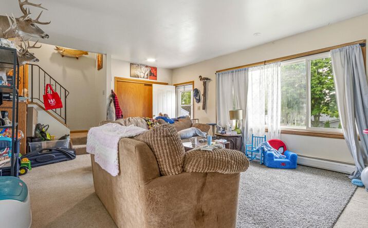 Pictures of Multifamily property located at 406 Amey Drive, Baraboo, WI 53913 for sales - image #1