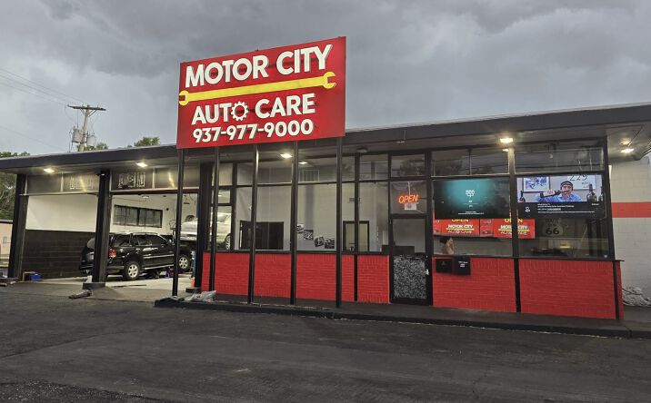 Pictures of Retail, Business for Sale property located at 521 East Main Street, Dayton, OH 45426 for sales - image #1