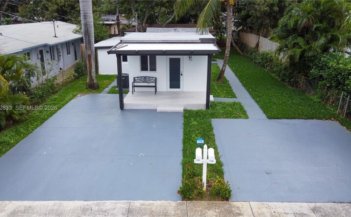 Pictures of Multifamily property located at 330 NW 82nd Ter, Miami, FL 33150 for sales - image #1