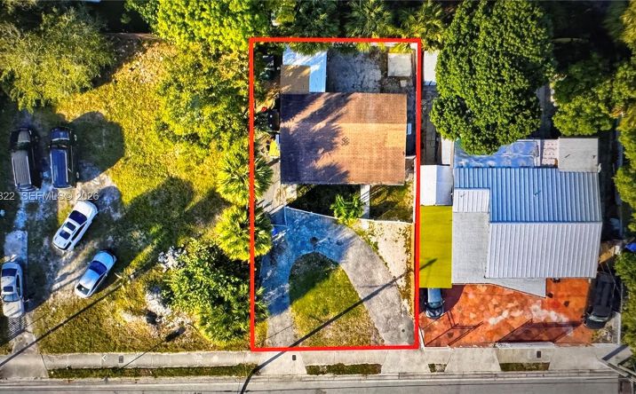 Pictures of Multifamily property located at 1705 Davie Blvd, Fort Lauderdale, FL 33312 for sales - image #1