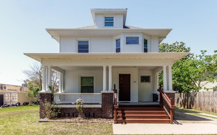 Pictures of Hospitality property located at 611 Kellogg Avenue, Ames, IA 50010 for sales - image #1