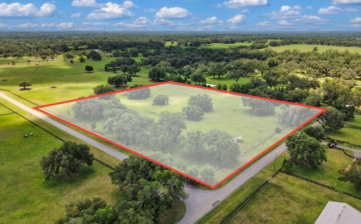 Pictures of Land property located at Lot 10 NW 123rd Ln, Morriston, FL 32668 for sales - image #1