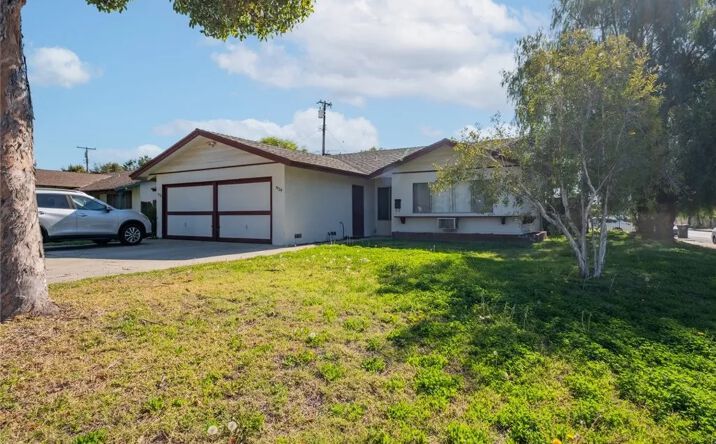 Pictures of Multifamily property located at 1925 Royalty And Bobolink Drive, Pomona, CA 91767 for sales - image #1
