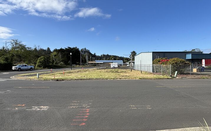 Pictures of Land, Industrial, Mixed Use property located at 148 SE 32nd Street, Newport, OR 97366 for sales - image #1