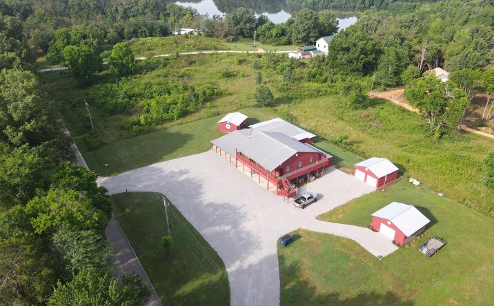 Pictures of Business for Sale, Retail, Mixed Use property located at 7386 Mount Carmel Road, Decaturville, TN 38329 for sales - image #1