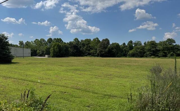 Pictures of Land, Retail property located at 00 Airways Boulevard, Jackson, TN 38301 for sales - image #1