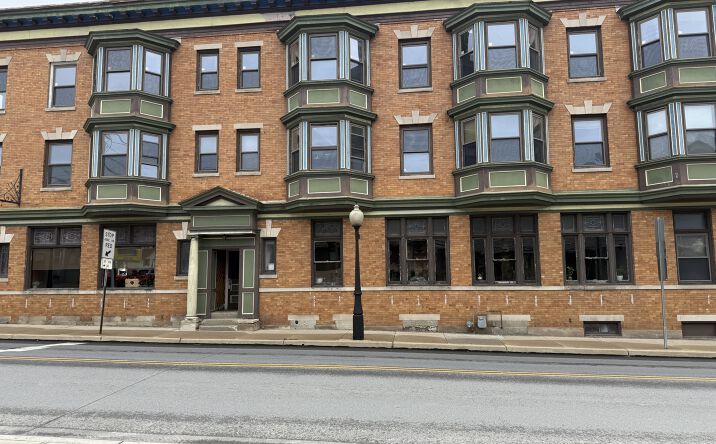 Pictures of Retail, Multifamily, Hospitality property located at 62 Broadway, Bangor, PA 18013 for sales - image #1