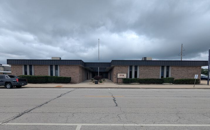 Pictures of Retail, Office property located at 123 North 15th Street, Mattoon, IL 61938 for sales - image #1