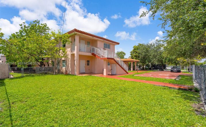 Pictures of Multifamily property located at 2986 NW 26th St, Miami, FL 33142 for sales - image #1