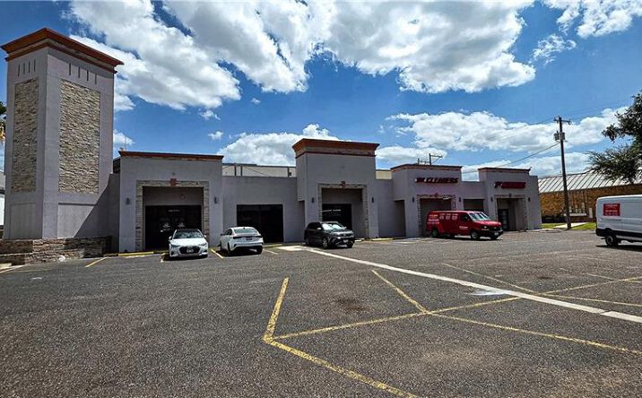 Pictures of Office, Retail property located at 1005 W Nolana Avenue, McAllen, TX 78504 for sales - image #1