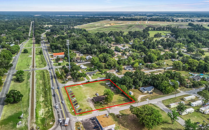 Pictures of Mixed Use property located at 6137 Southeast Hames Road, Belleview, FL 34420 for sales - image #1