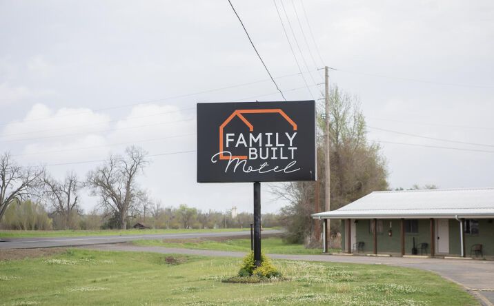 Pictures of Hospitality property located at 6199 US-165, Columbia, LA 71418 for sales - image #1