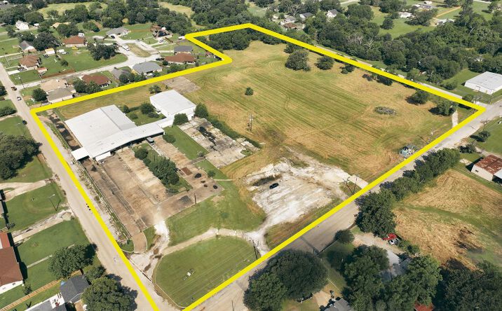 300 W School Street, Madisonville