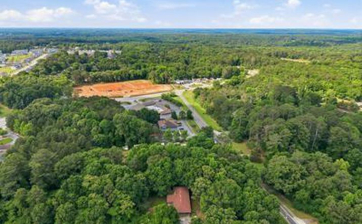 Pictures of Mixed Use property located at 1944 Parker Road SE, Conyers, GA 30094 for sales - image #1