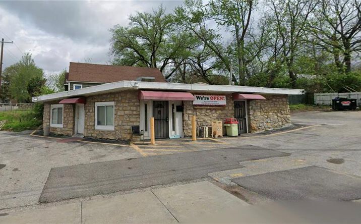 Pictures of Retail property located at 4200 E 35th Street, Kansas City, MO 64128 for sales - image #1