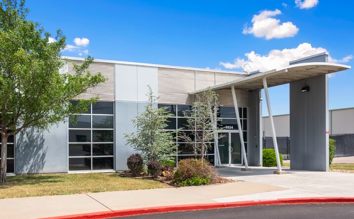 Pictures of Office property located at 8924 E 35TH ST N, WICHITA, KS 67226-2001 for sales - image #1