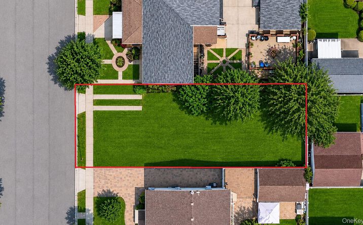 Pictures of Land property located at 244 McKinley Parkway, Mineola, NY 11501 for sales - image #1