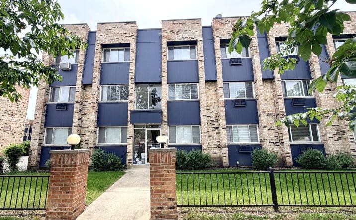 Pictures of Multifamily property located at 8649 W Foster Avenue, Chicago, IL 60656 for sales - image #1