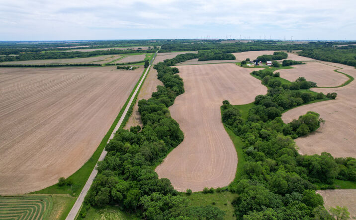 Pictures of Land property located at 15503 North Avenue, Tiskilwa, IL 61368 for sales - image #1