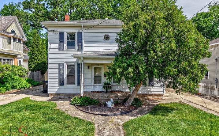 Pictures of Multifamily property located at 520/522 E Main Street, Ottawa, IL 61350 for sales - image #1