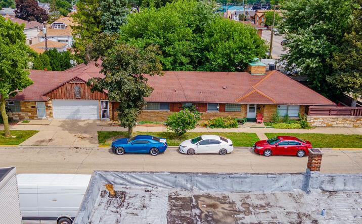 Pictures of Multifamily property located at 3847 Euclid Avenue, Berwyn, IL 60402 for sales - image #1