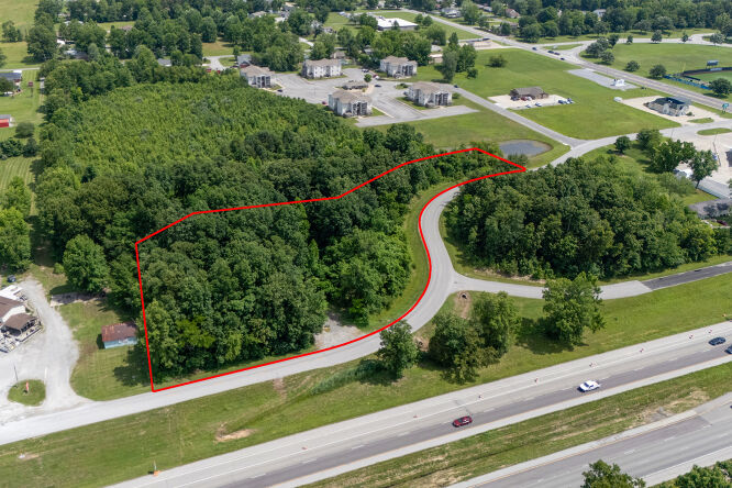 1110 Pin Oak Drive, Carterville