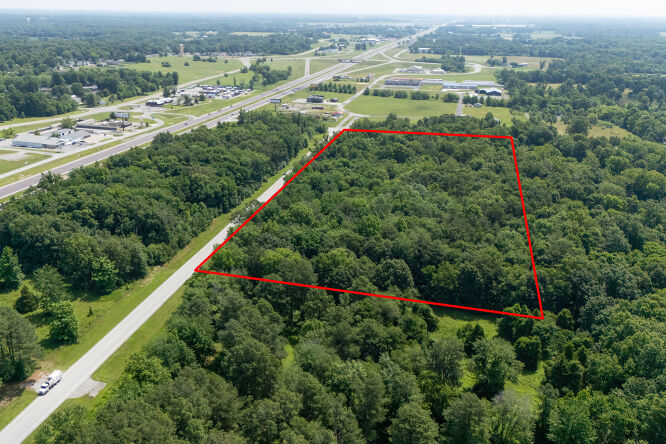 Pictures of Land, Multifamily property located at 1501 Main Street, Carterville, IL 62918 for sales - image #1