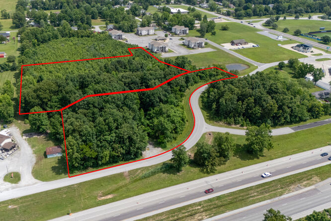 Pictures of Land, Multifamily, Retail property located at 1130 Pin Oak Drive, Carterville, IL 62918 for sales - image #1