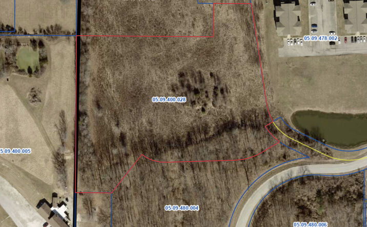 Pictures of Land, Multifamily property located at 1120 Pin Oak Drive, Carterville, IL 62918 for sales - image #1