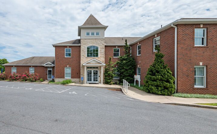 Pictures of Office property located at 1 Kacey Court, Mechanicsburg, PA 17055 for sales - image #1