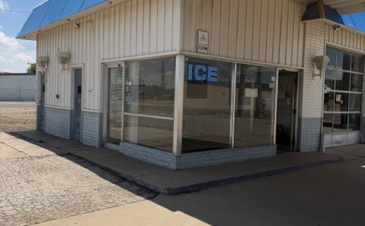 Pictures of Retail, Land property located at 1700 S NELSON ST, AMARILLO, TX 79103-4115 for sales - image #1