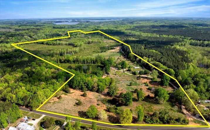 Pictures of Land property located at 147 Peninsula Lane, Bullock, NC 27507 for sales - image #1