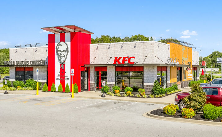 Pictures of Retail property located at 514 S Commercial St, Harrisburg, IL 62946 for sales - image #1