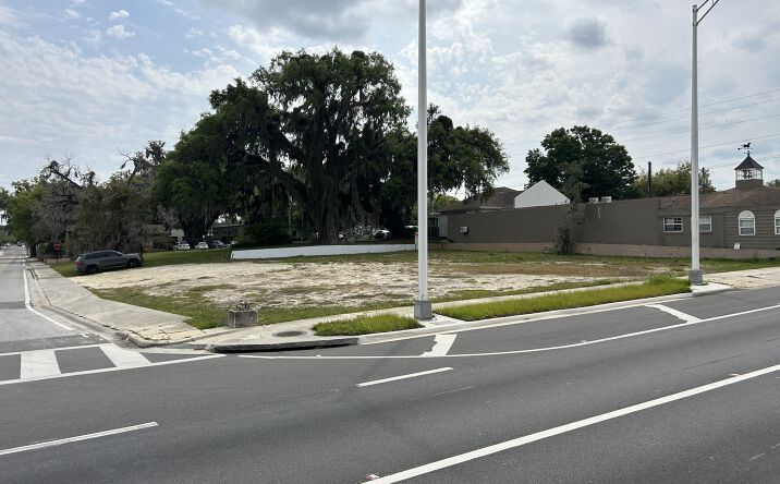 Pictures of Land property located at 207 South Pine Avenue, Ocala, FL 34471 for sales - image #1