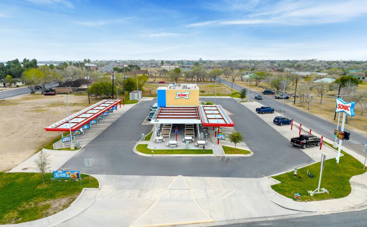Pictures of Retail property located at 620 East 2nd Street, Mercedes, TX 78570 for sales - image #1