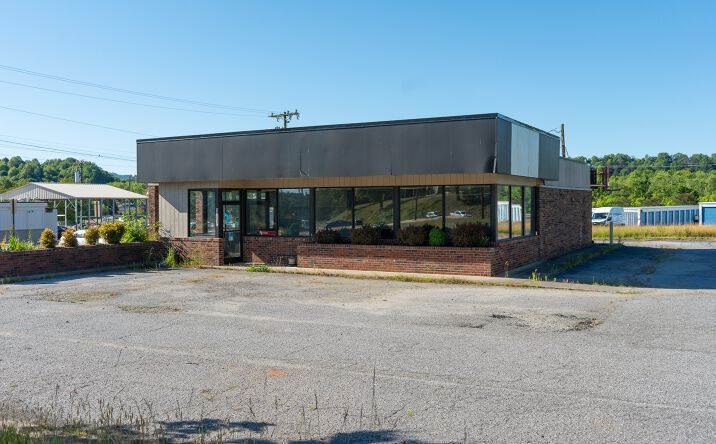 Pictures of Retail, Office, Mixed Use property located at 1303 B 1303 CURTIS BRIDGE RD, WILKESBORO, NC 28697 for sales - image #1