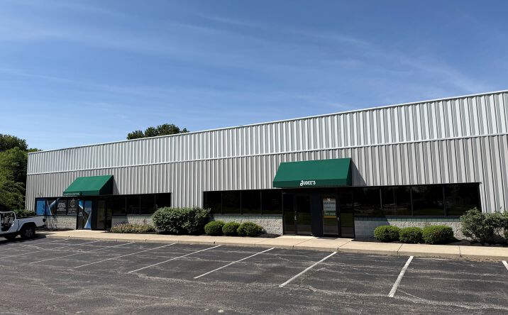 Pictures of Mixed Use property located at 8205 ESTS PKWY, PLAIN CITY, OH 43064-8016 for sales - image #1