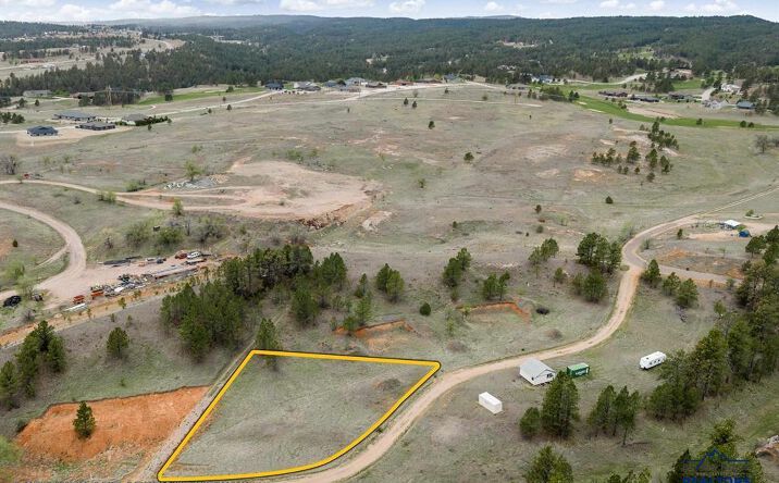 Pictures of Land property located at Lot 11 WEDGEWOOD DR, Hot Springs, SD 57747 for sales - image #1