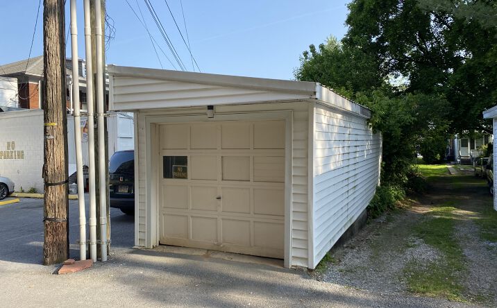 Pictures of Industrial, Self Storage property located at 10 South Highland Avenue, West York, PA 17404 for sales - image #1