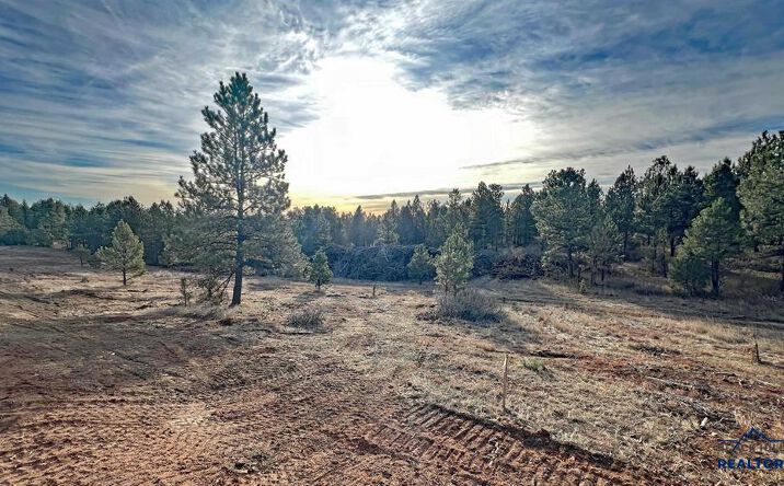 Pictures of Land property located at Lot 3 Westwind dr, Hot Springs, SD 57747 for sales - image #1